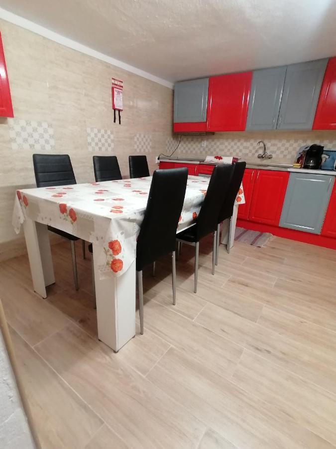 Cantinho Da Familia Avis Exterior photo